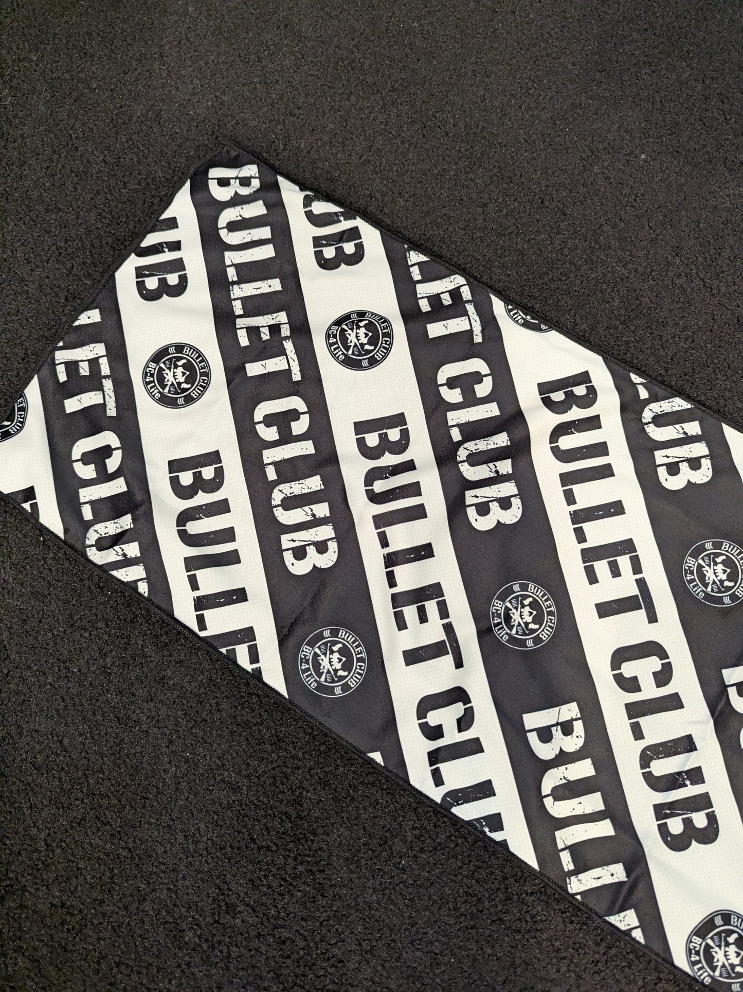 BULLET CLUB Cool Towel (New Japan Pro Wrestling × Avail)