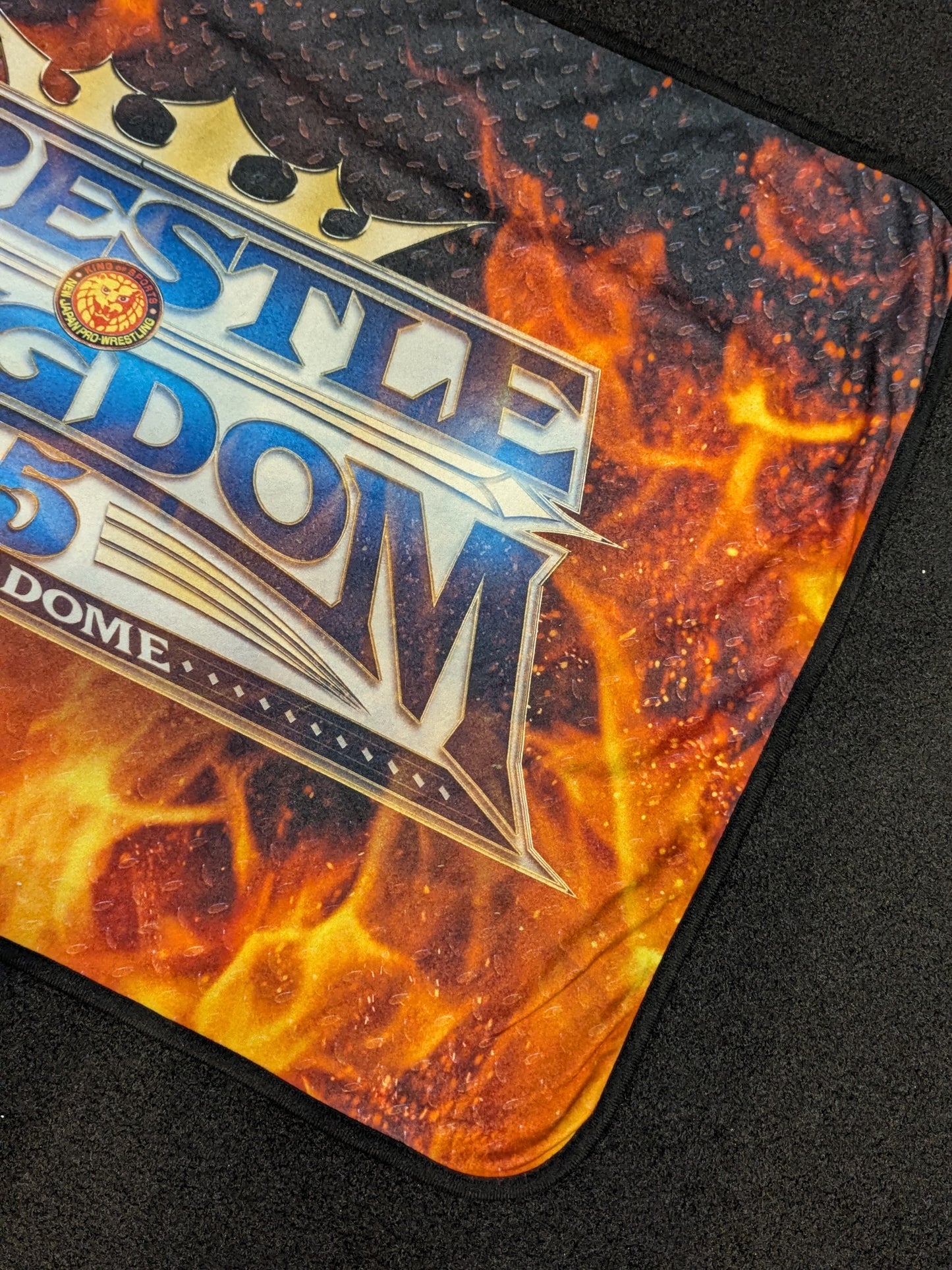 WRESTLE KINGDOM 15 Tokyo Dome Exclusive Blanket