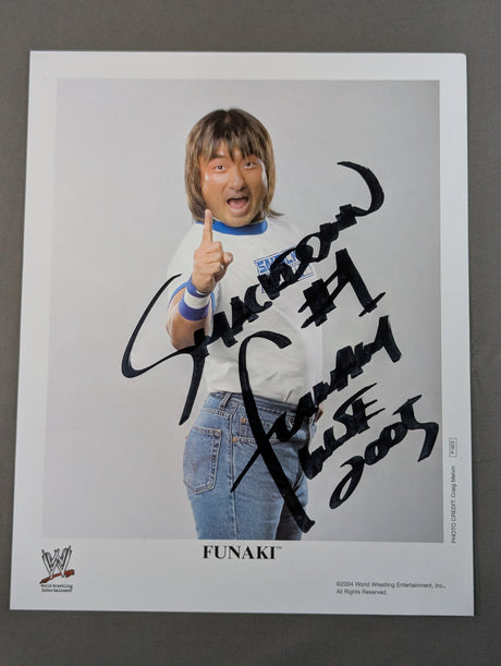 WWE フナキ 直筆サイン入りポートレート(A-3)