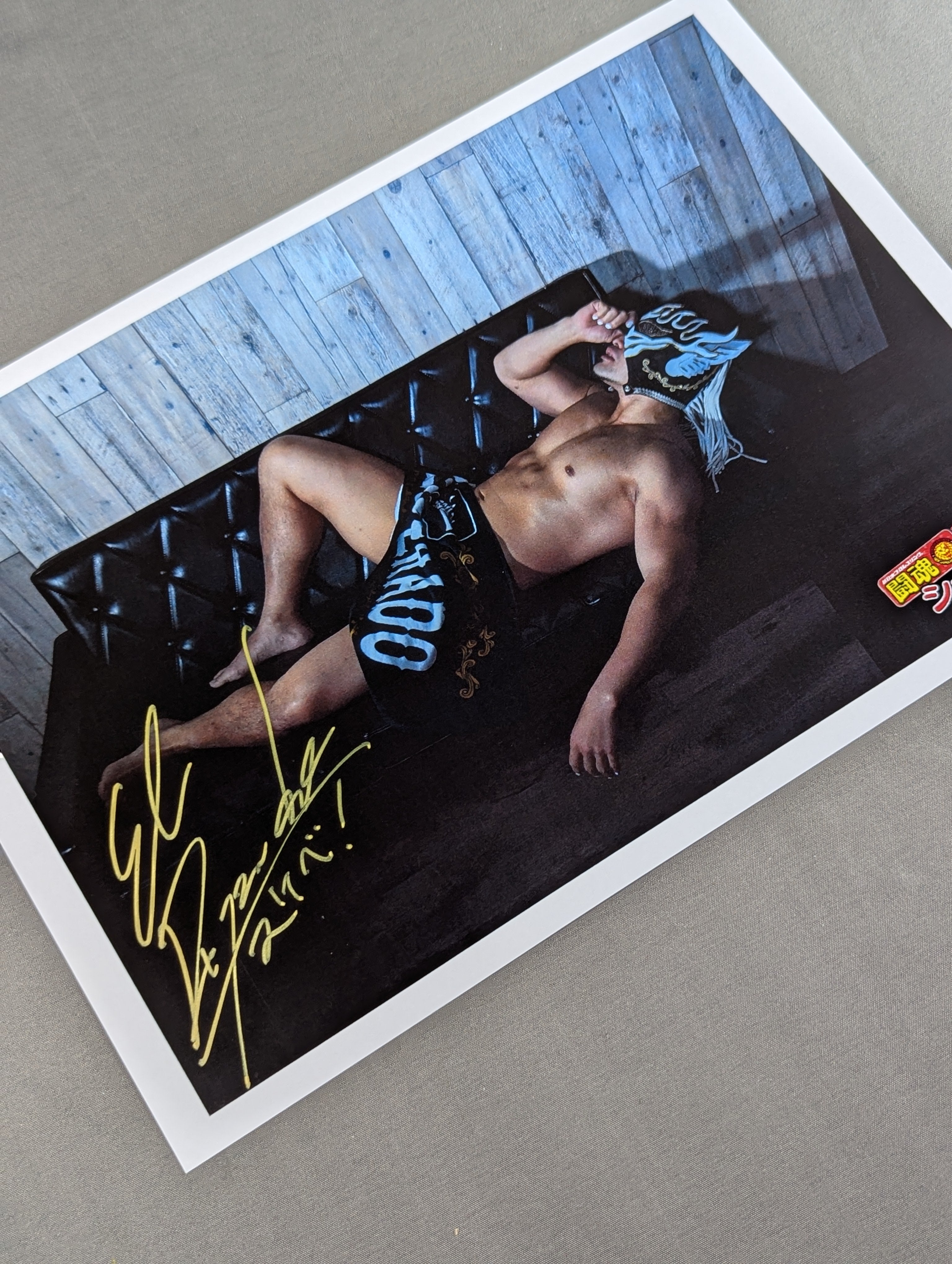 新日本プロレス エル・デスペラード 直筆サイン入りポートレート エル