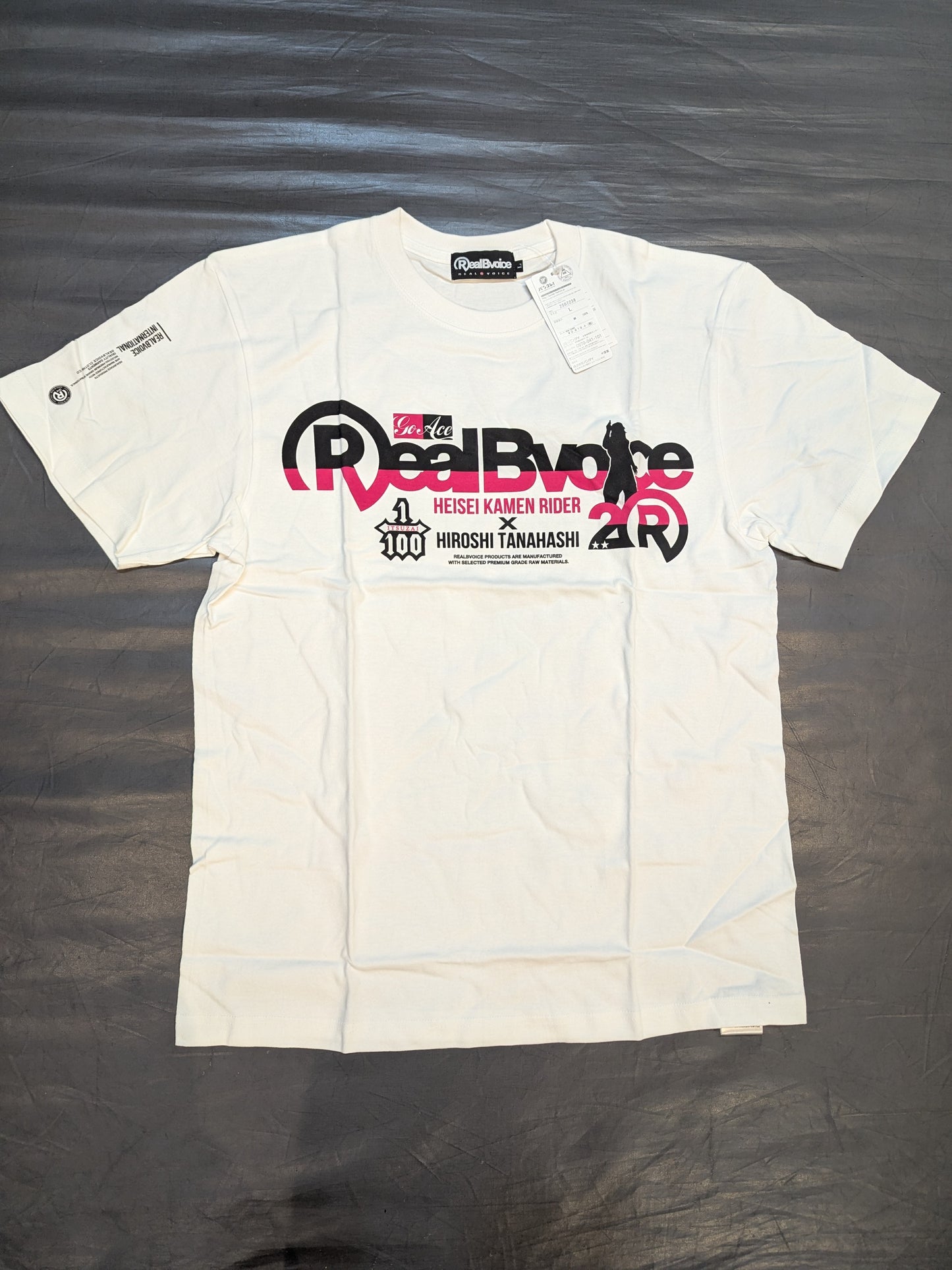 Heisei Kamen Rider ×Hiroshi Tanahashi × RealBvoice T-shirt (White)
