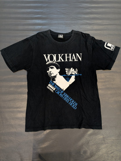 ヴォルク・ハン「MAN OF 1000HOLD」Tシャツ