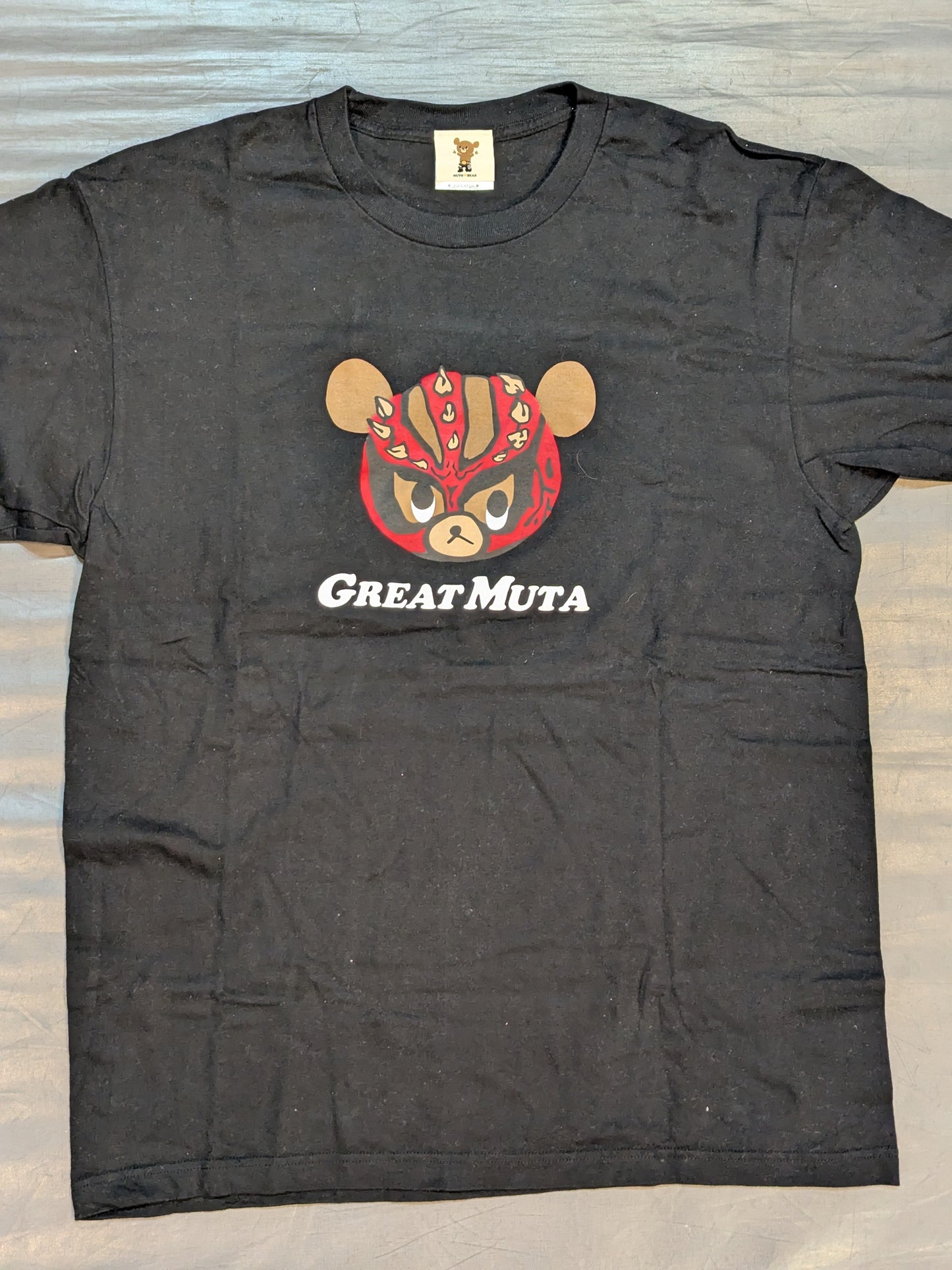 Great Muta 'Muta Bear' T-shirt (Pro Wrestling) LOVE/Black)