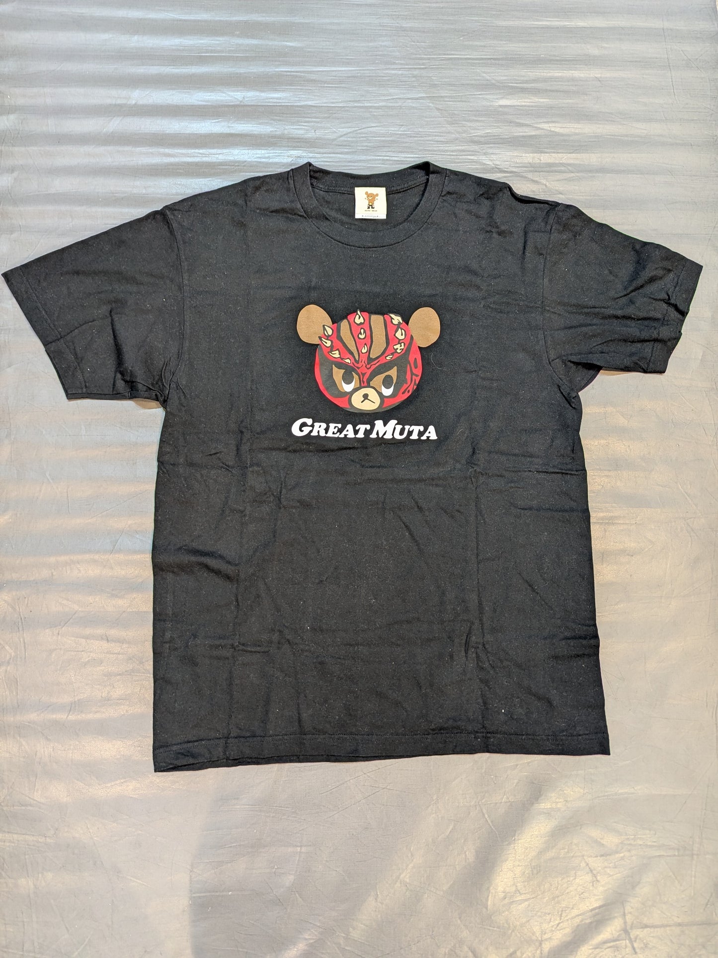 Great Muta 'Muta Bear' T-shirt (Pro Wrestling) LOVE/Black)