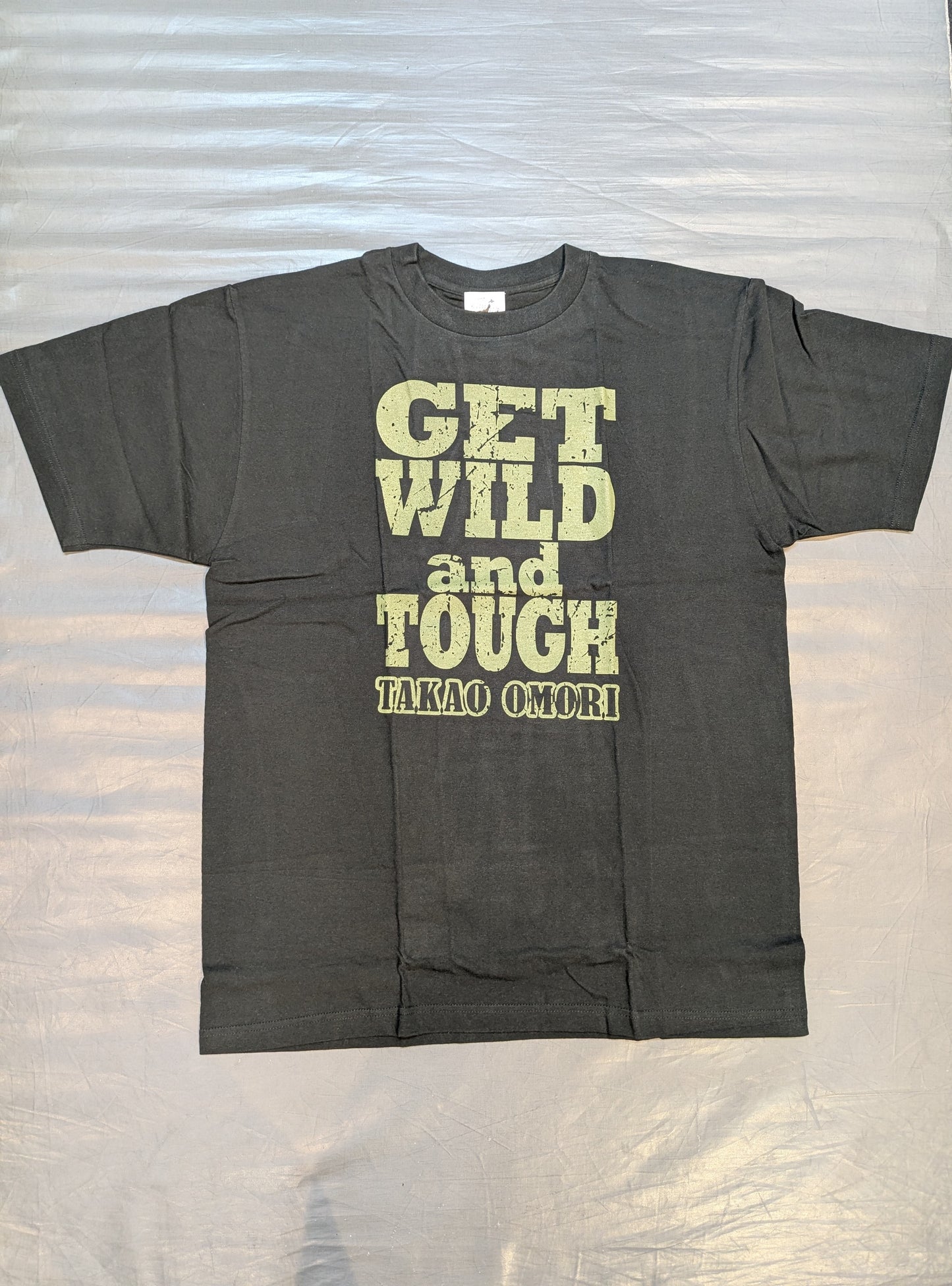 大森隆男「GET WILD and TOUGH」Tシャツ(ブラック)