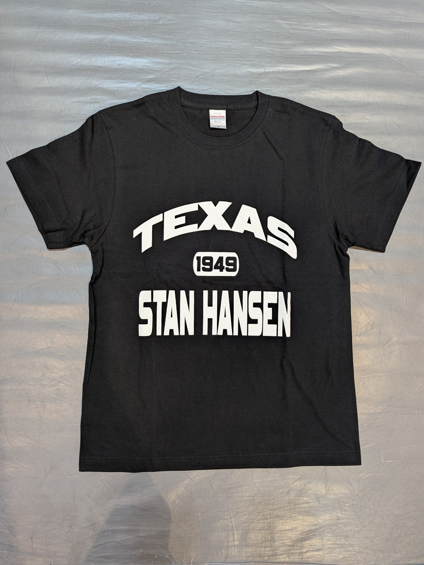 Stan Hansen "TEXAS 1949" T-shirt (1) (Black)