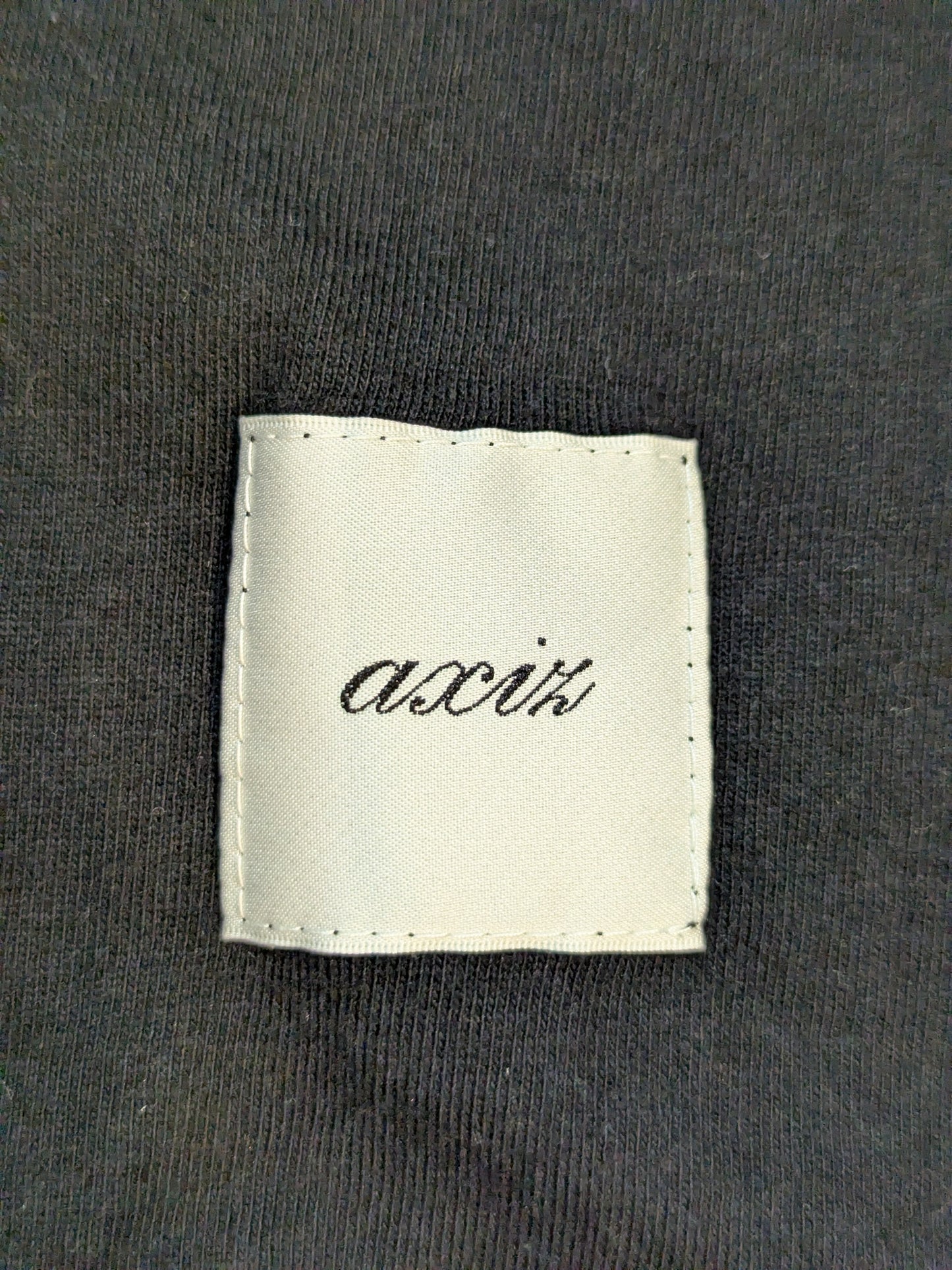 AXIZ T-Shirt (1) (Black)