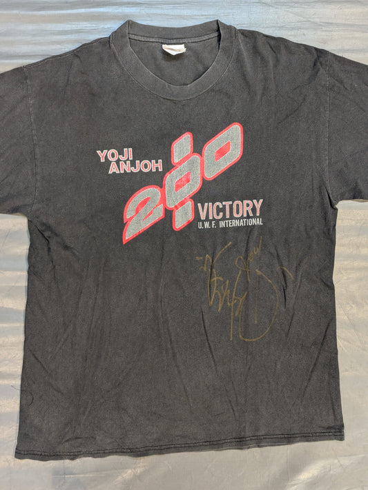 【hand signed autograph】 Yoji Anjo " 200% VICTORY" T-shirt