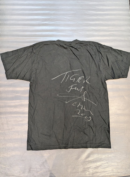 【hand signed autograph】 Tiger Jeet Singh " Hustle Illustration T-Shirt