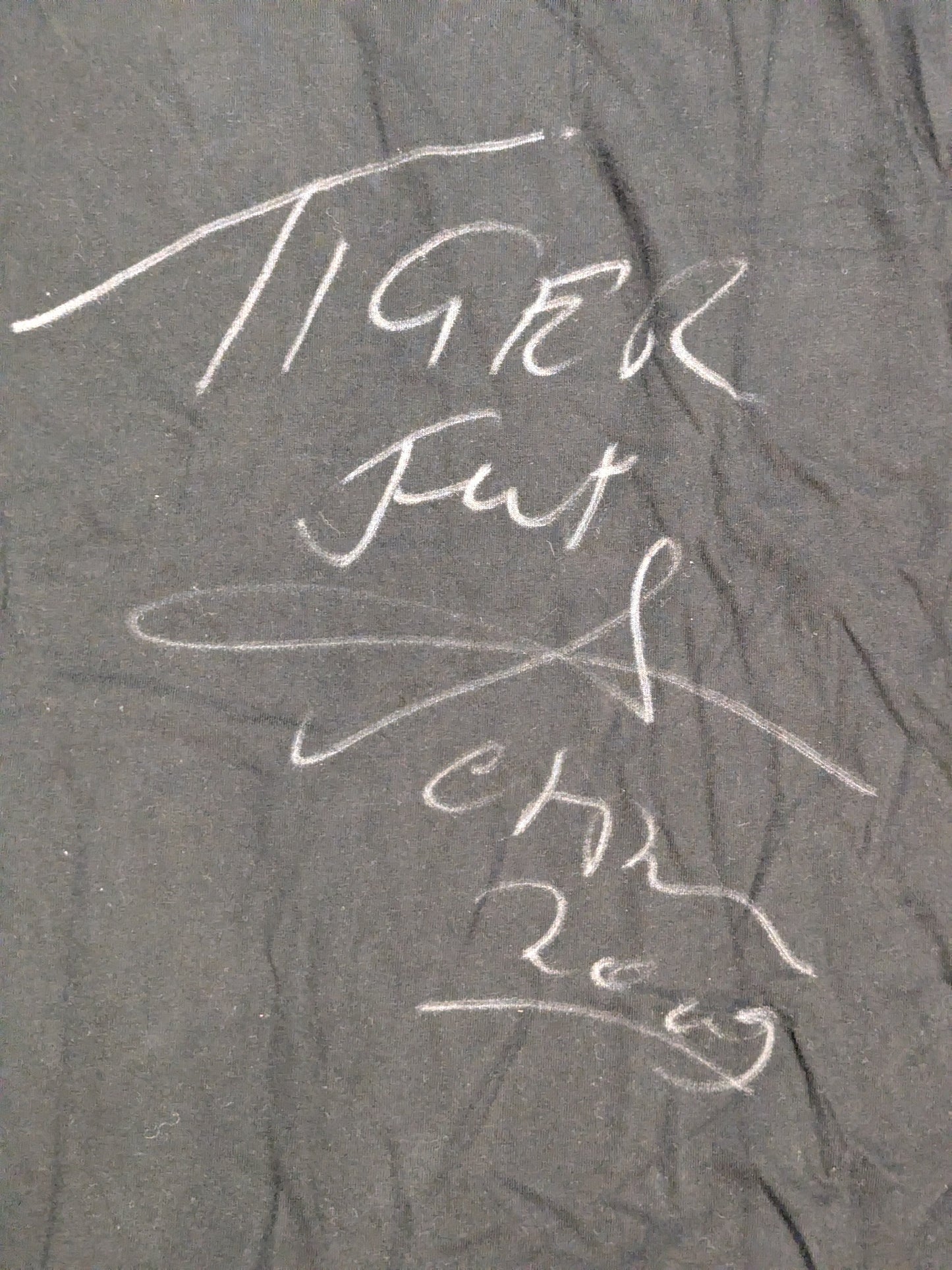 【hand signed autograph】 Tiger Jeet Singh " Hustle Illustration T-Shirt