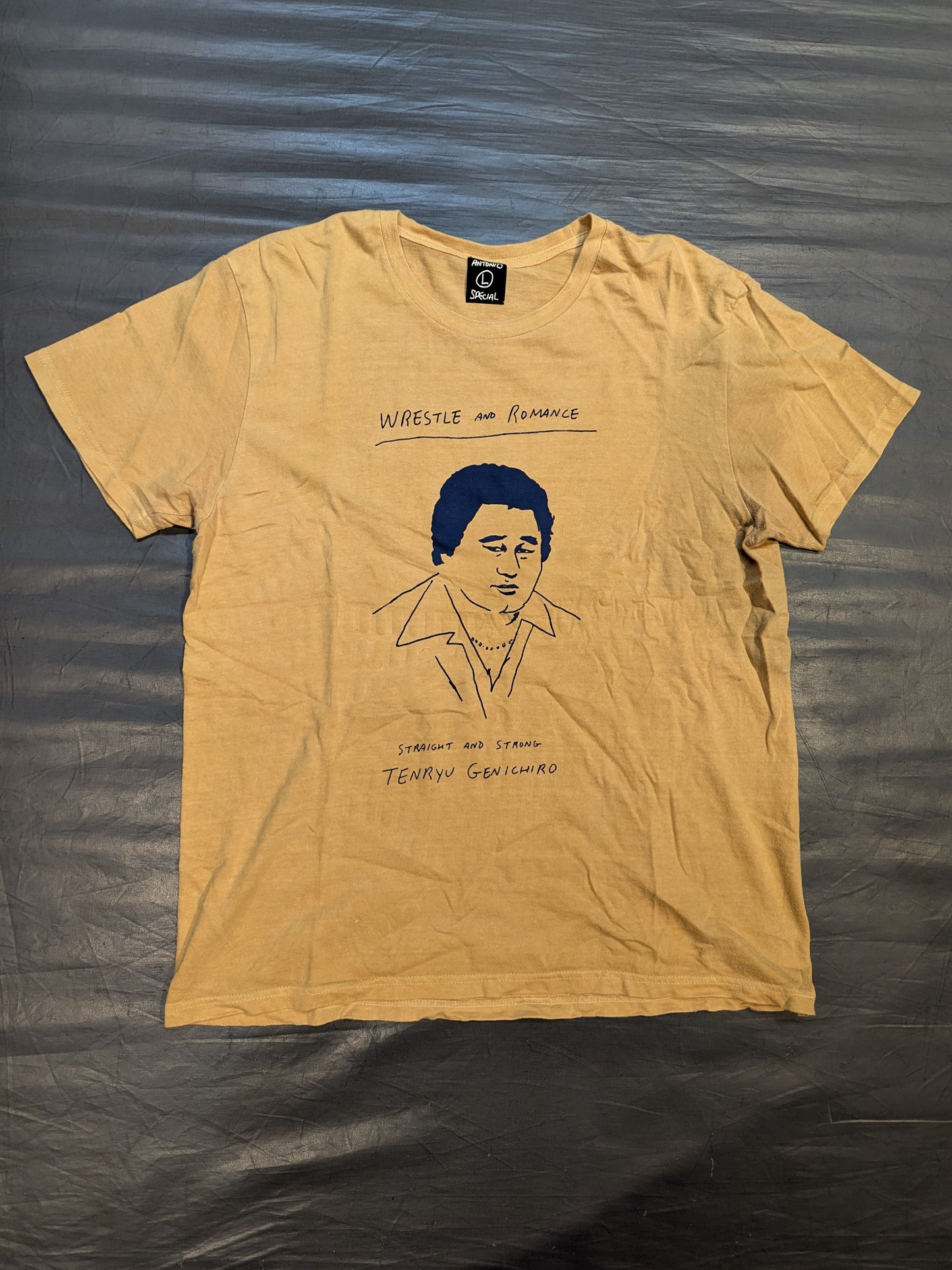 天龍源一郎「WRESTLE AND ROMANCE」Tシャツ