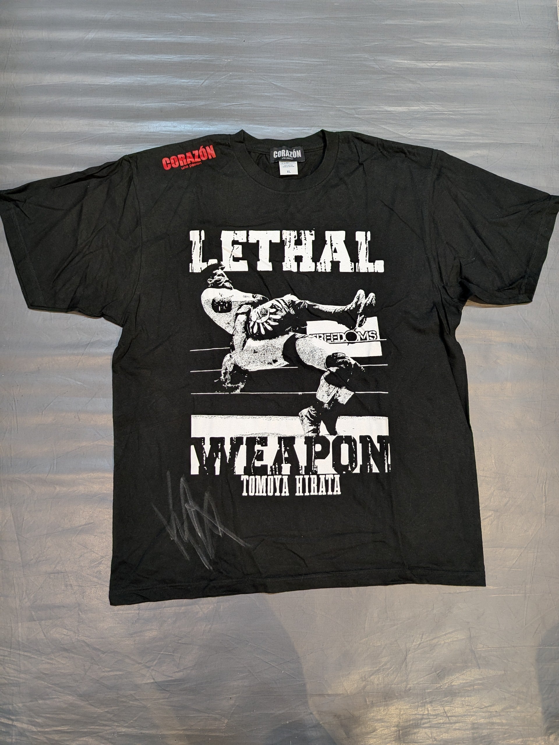 直筆サイン入り】平田智也×CORAZON「LETHAL WEAPON」ピクチャーTシャツ