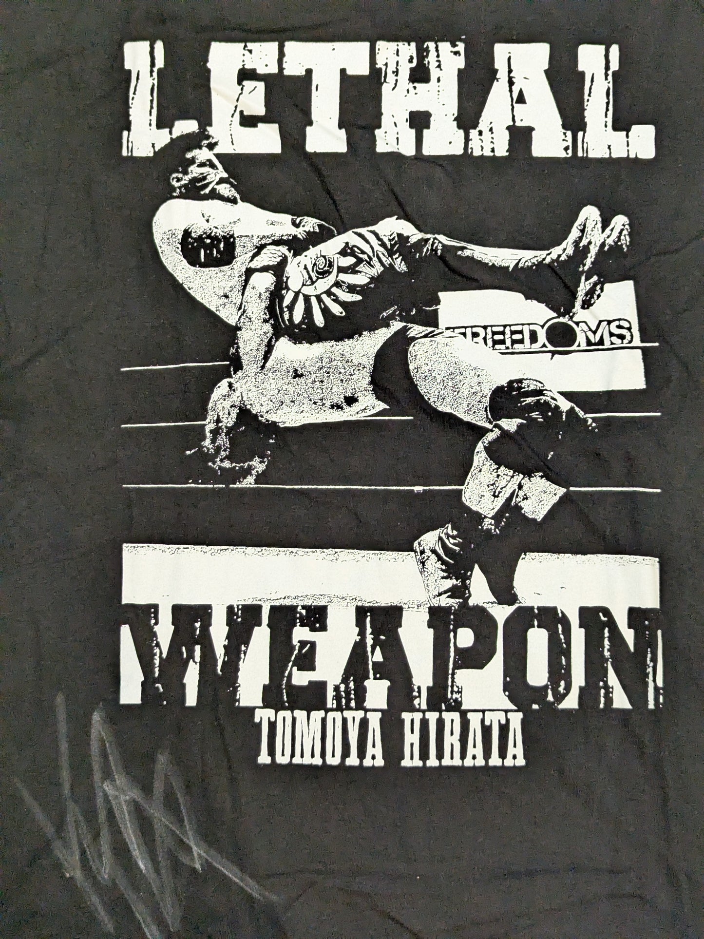 【hand signed autograph】  Tomoya Hirata × CORAZON "LETHAL WEAPON" Picture T-Shirt (White)
