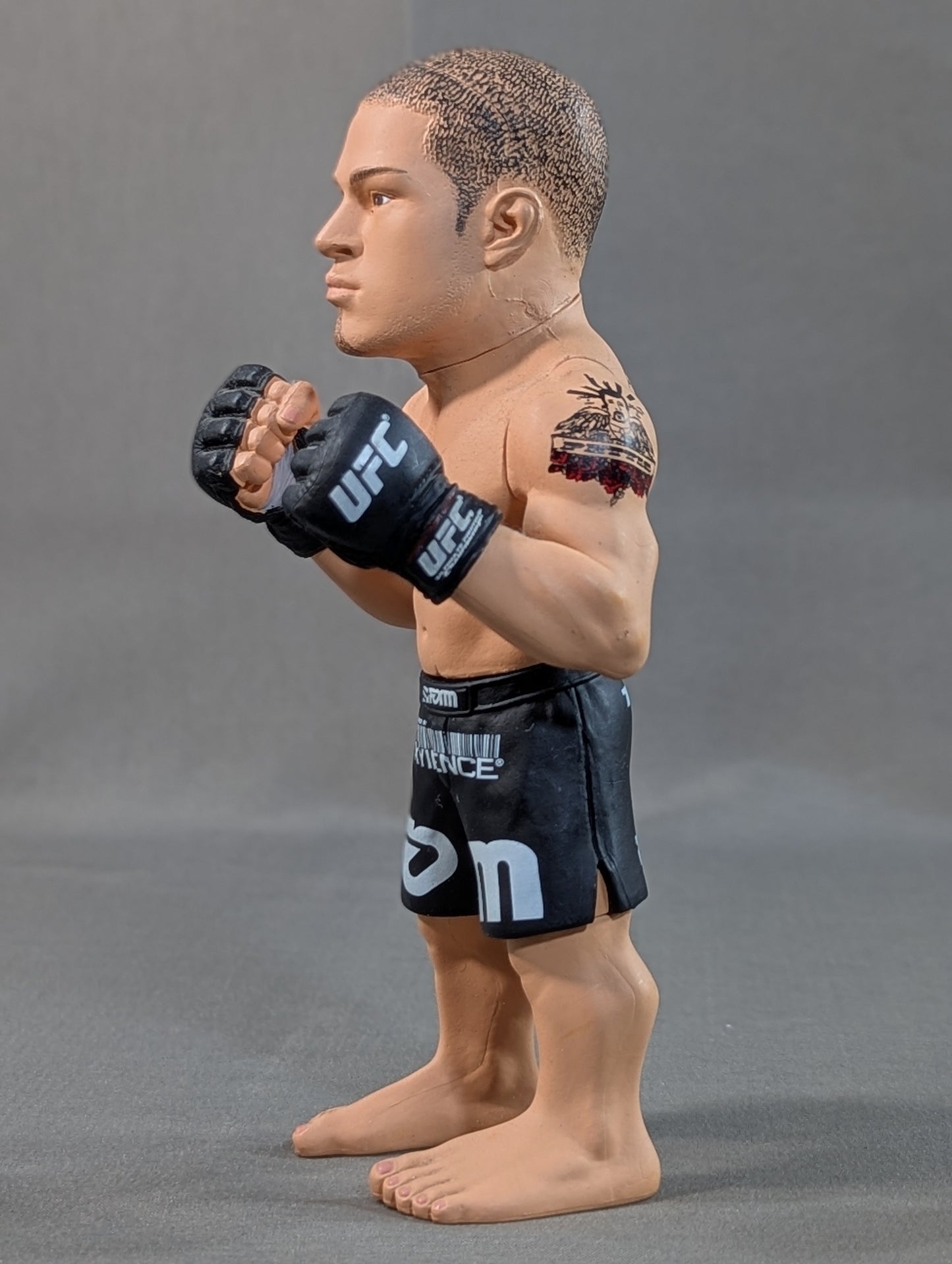 Anthony Pettis (ROUND 5, 6 inches)