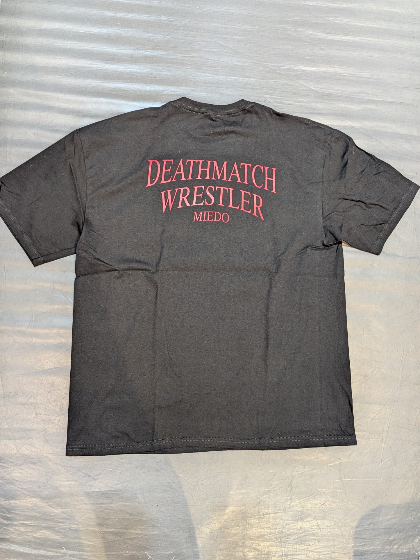 ミエド・エクストレモ「DEATHMATCH WRESTLER MIEDO」ピクチャーTシャツ(ブラック)