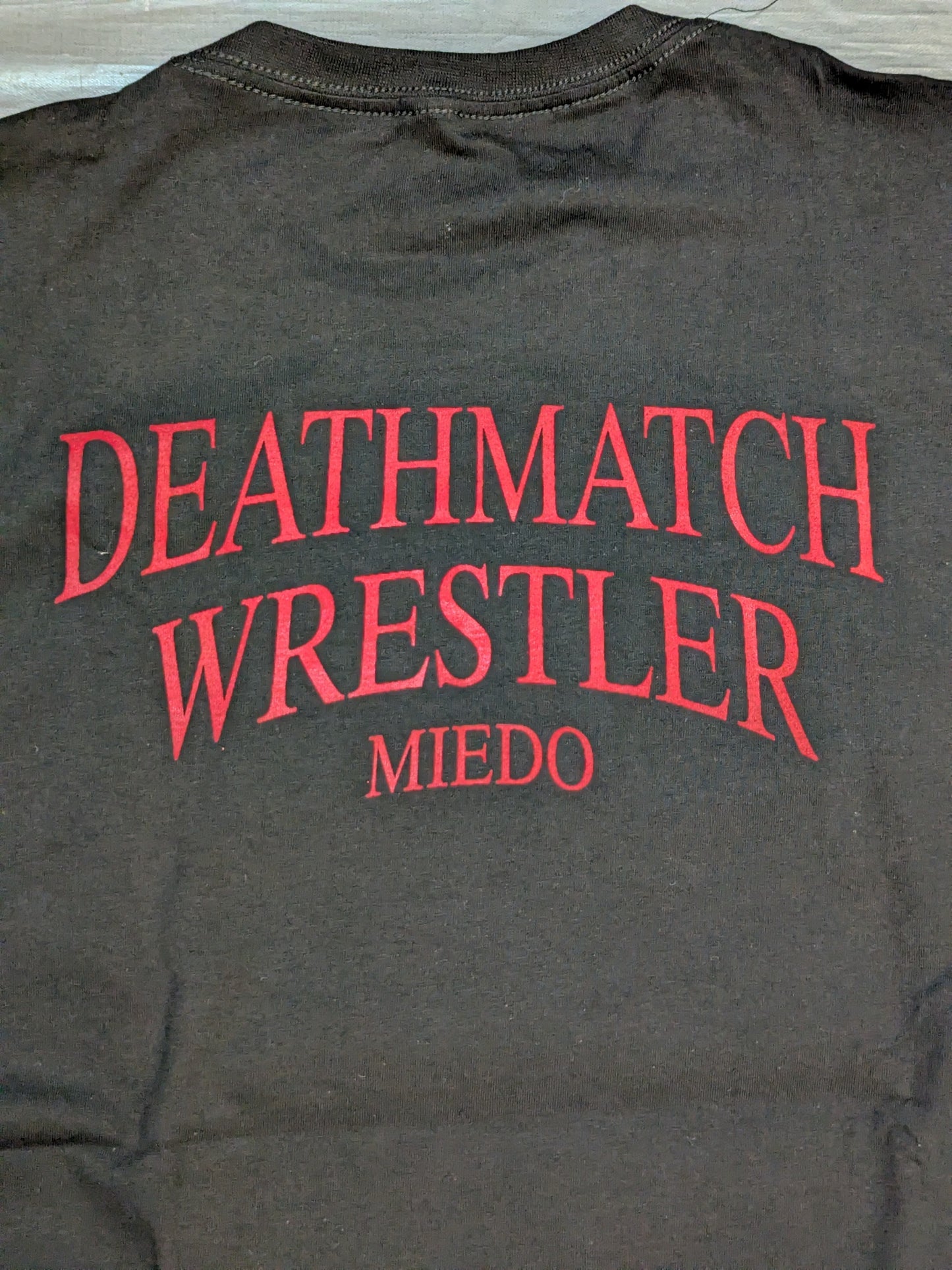 ミエド・エクストレモ「DEATHMATCH WRESTLER MIEDO」ピクチャーTシャツ(ブラック)