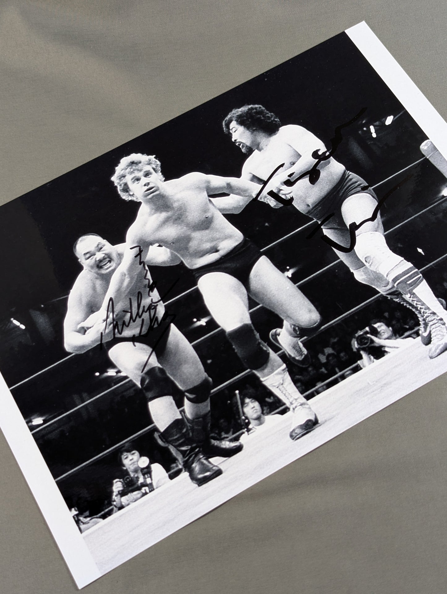 Killer Khan & Tiger Toguchi  2 hand signed autographs Pro-Photo (1)