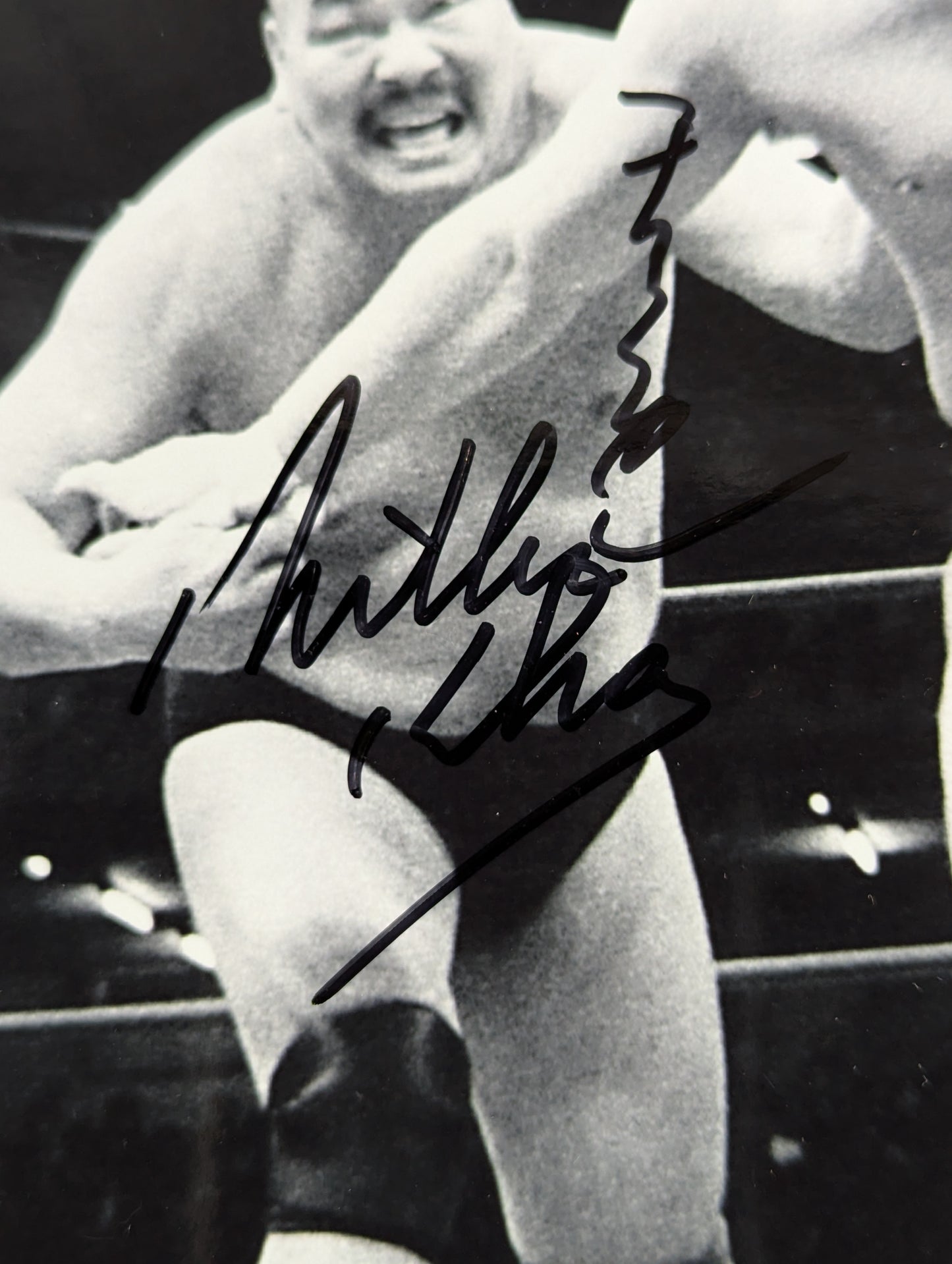 Killer Khan & Tiger Toguchi  2 hand signed autographs Pro-Photo (1)