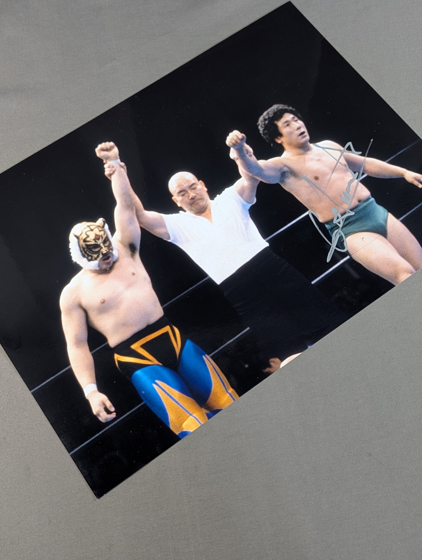 Gran Hamada  hand signed autograph Pro-Photo (1)
