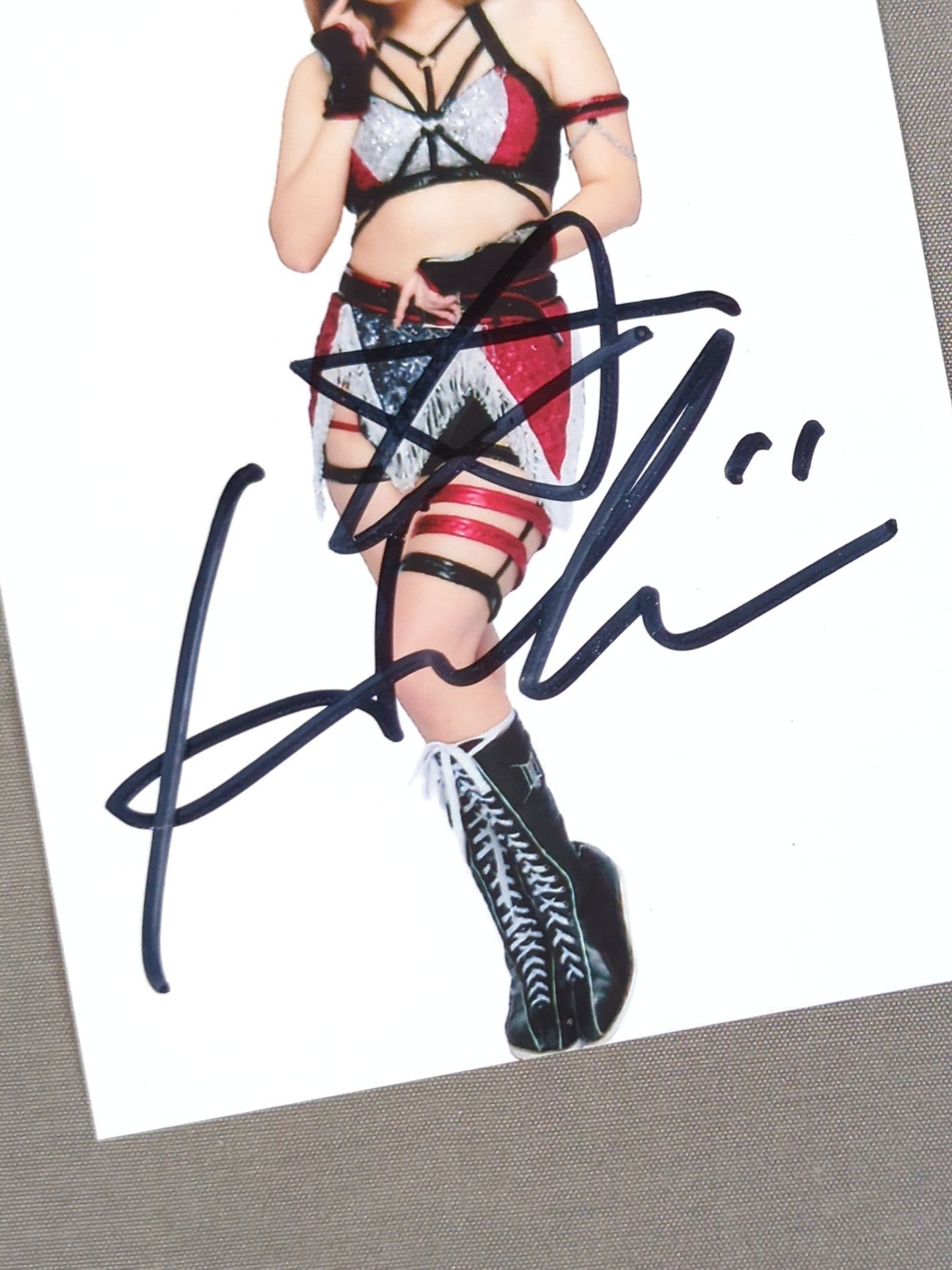 HIMEKA  hand signed autograph photo (A-4)