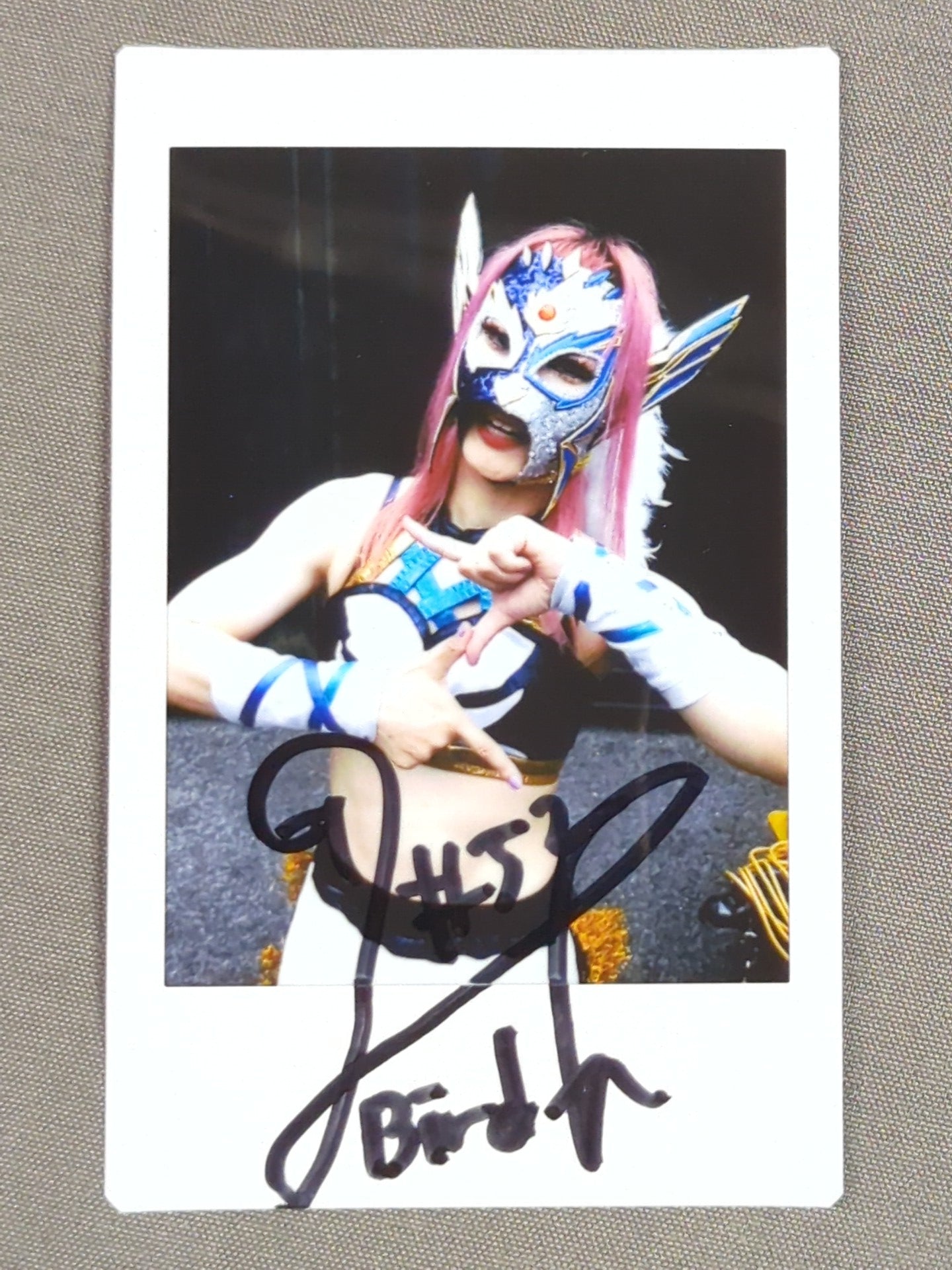 Hummingbird hand signed autograph Cheki (1)