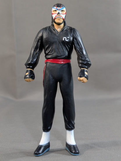The Great Sasuke (1/15 scale figure)