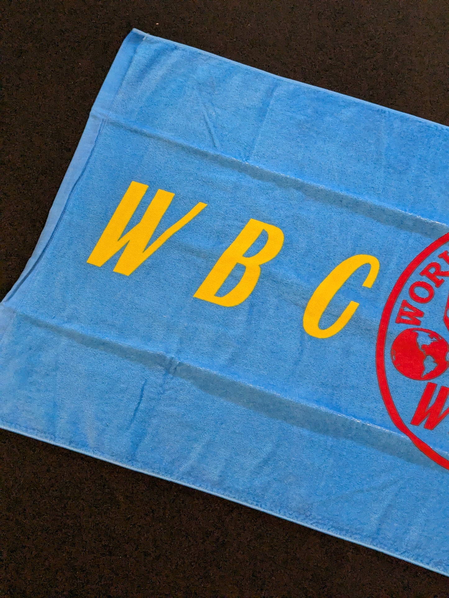 WBC 2002「第40回東京総会」バスタオル②(青×赤)