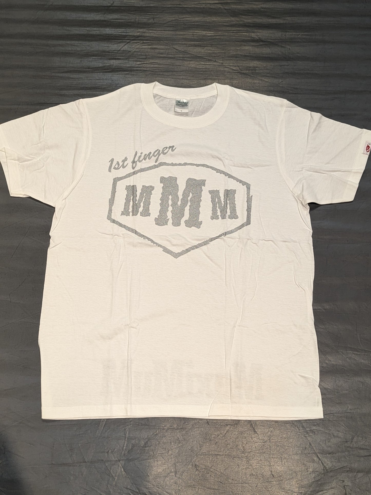MaxiMuM「MMM」Tシャツ