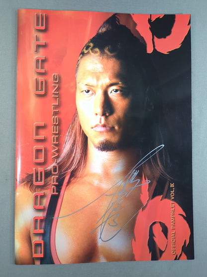 【17選手直筆サイン入り】2008-2009ドラゴンゲート オフィシャルパンフレット Vol.9