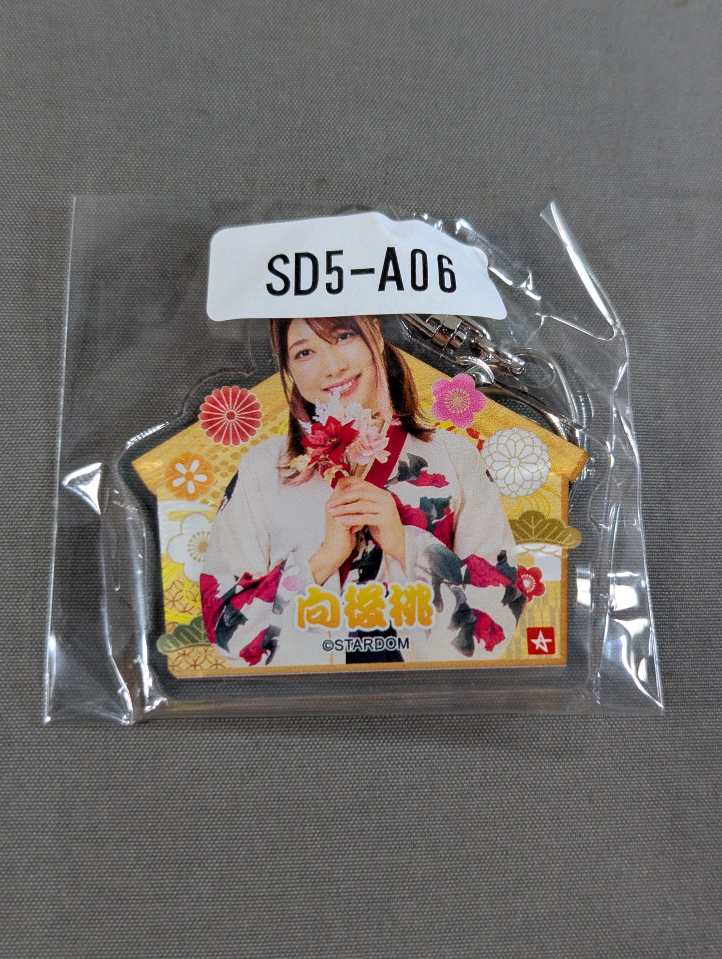 向後桃 STARDOM×ウェブポン 絵馬 アクリルキーホルダー