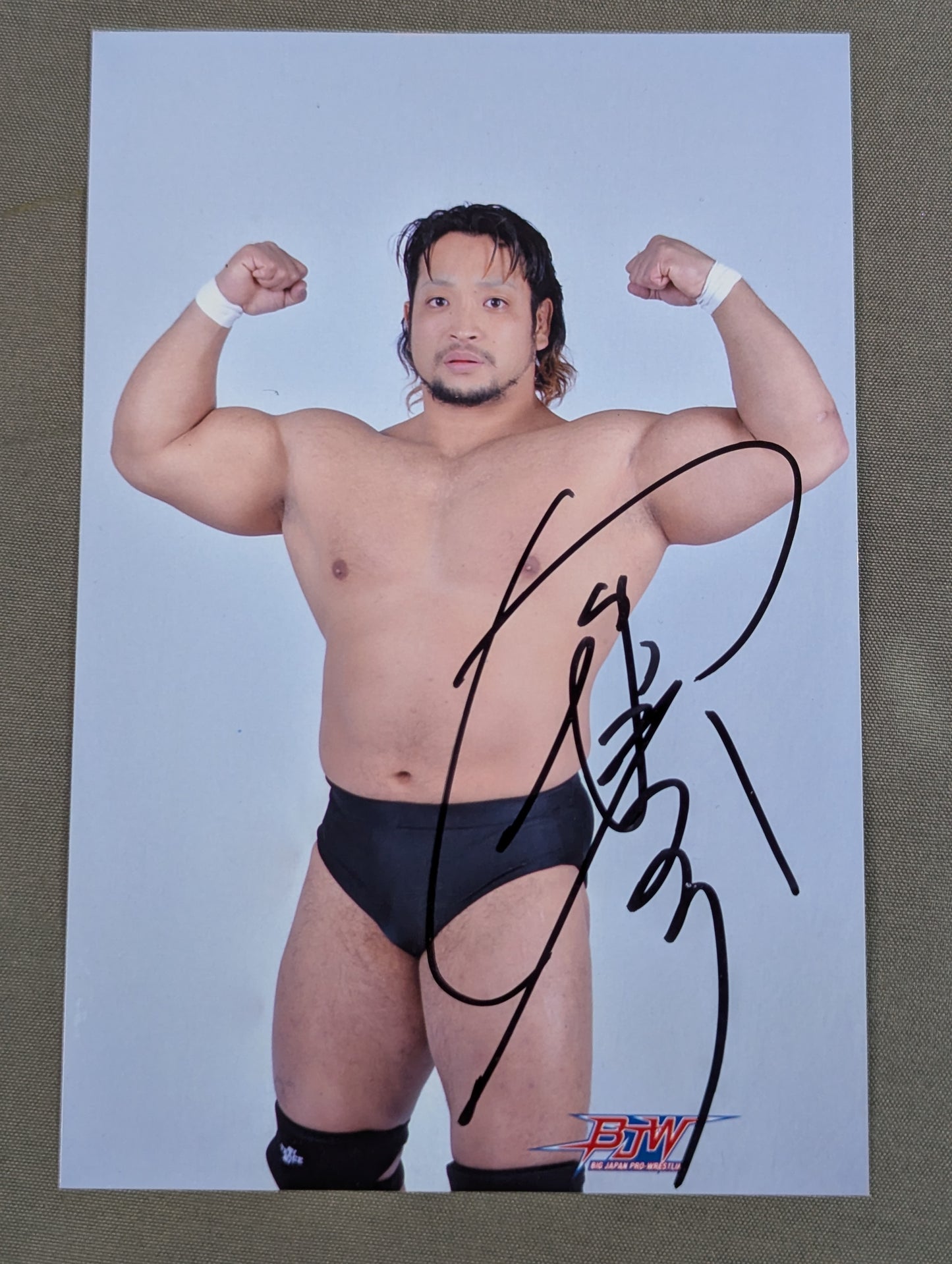関本大介 直筆サイン入り ブロマイド②