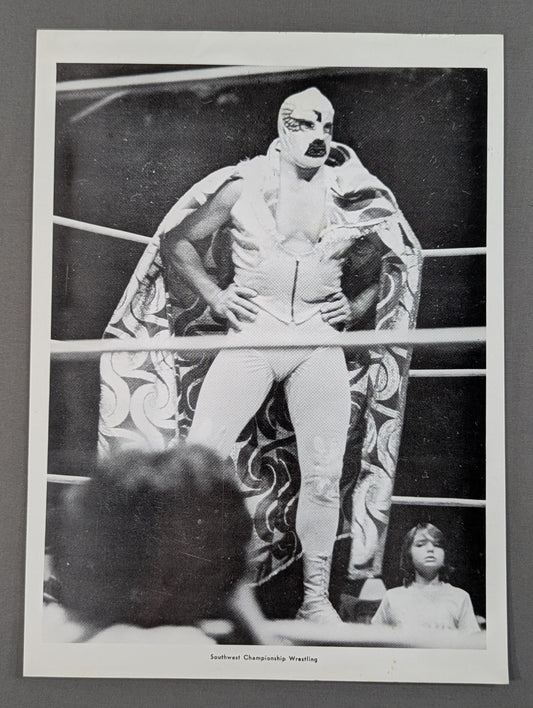 Mil Mascaras  Black and White Pro-Photo (1)