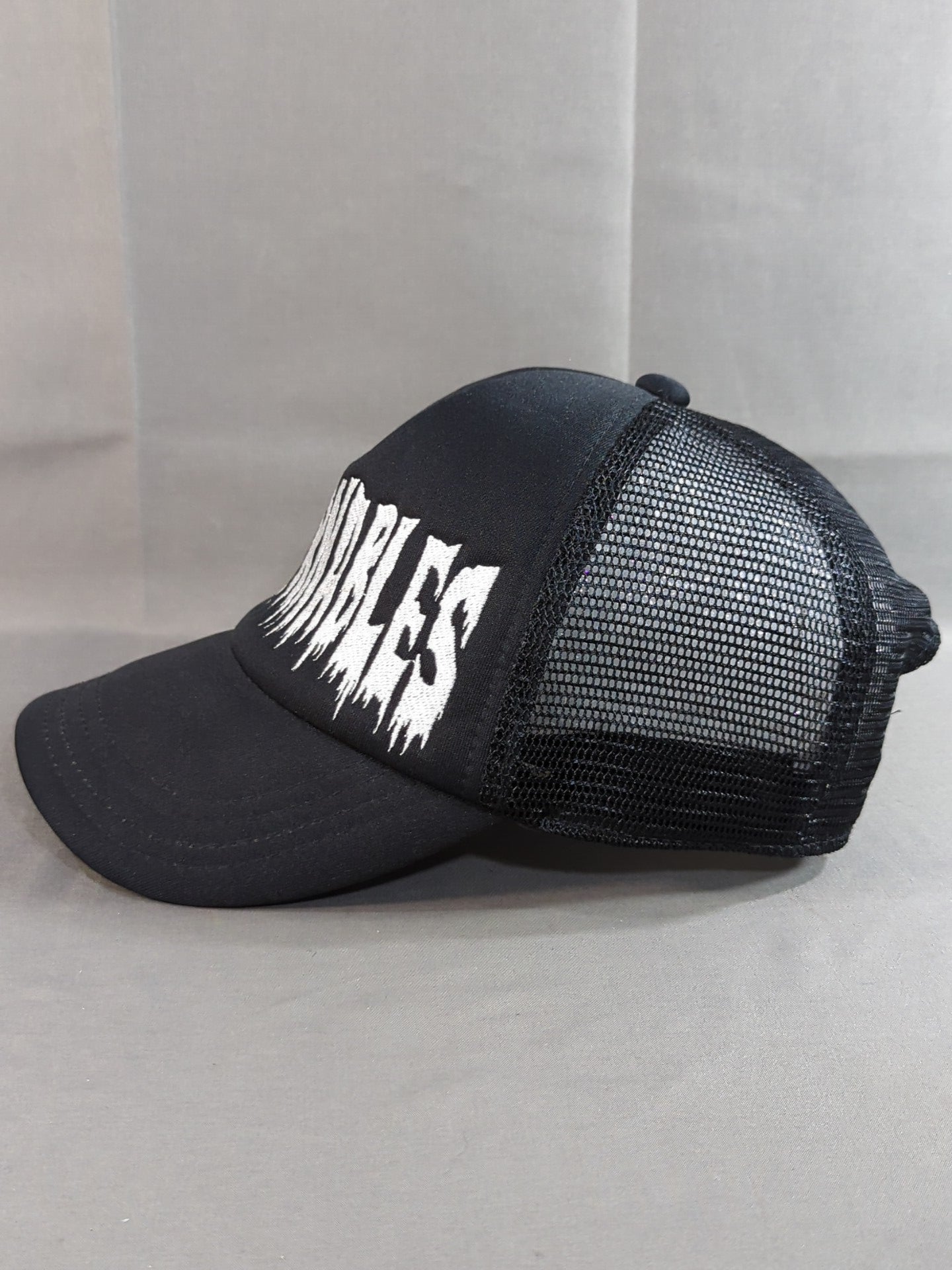 Tetsuya Naito L.I.J "INGOBERNABLES" Mesh Cap (3) (Black×White)