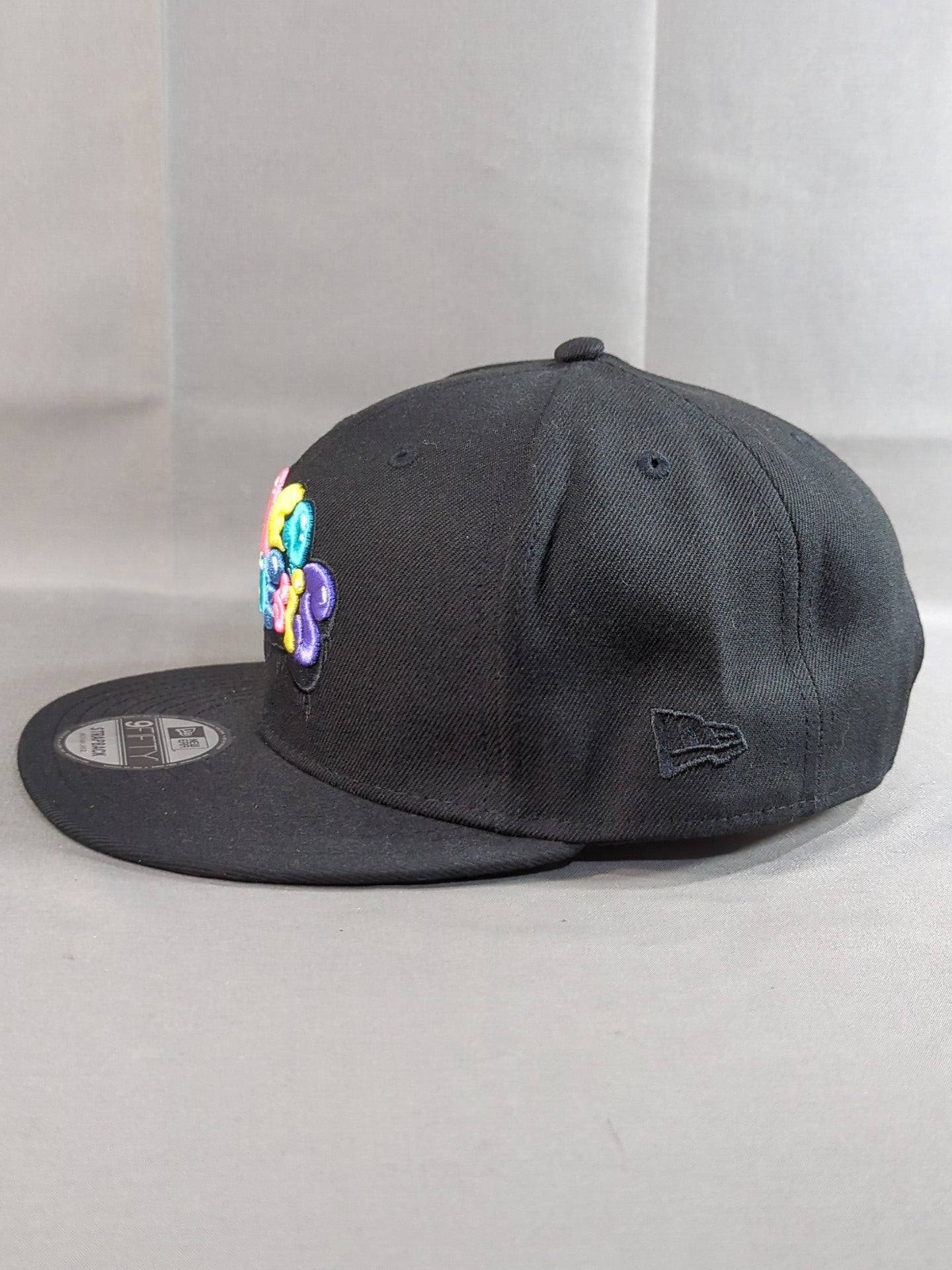 NEO　GENESIS×NEW ERA(R) 9FIFTY(TM) キャップ(ブラック)