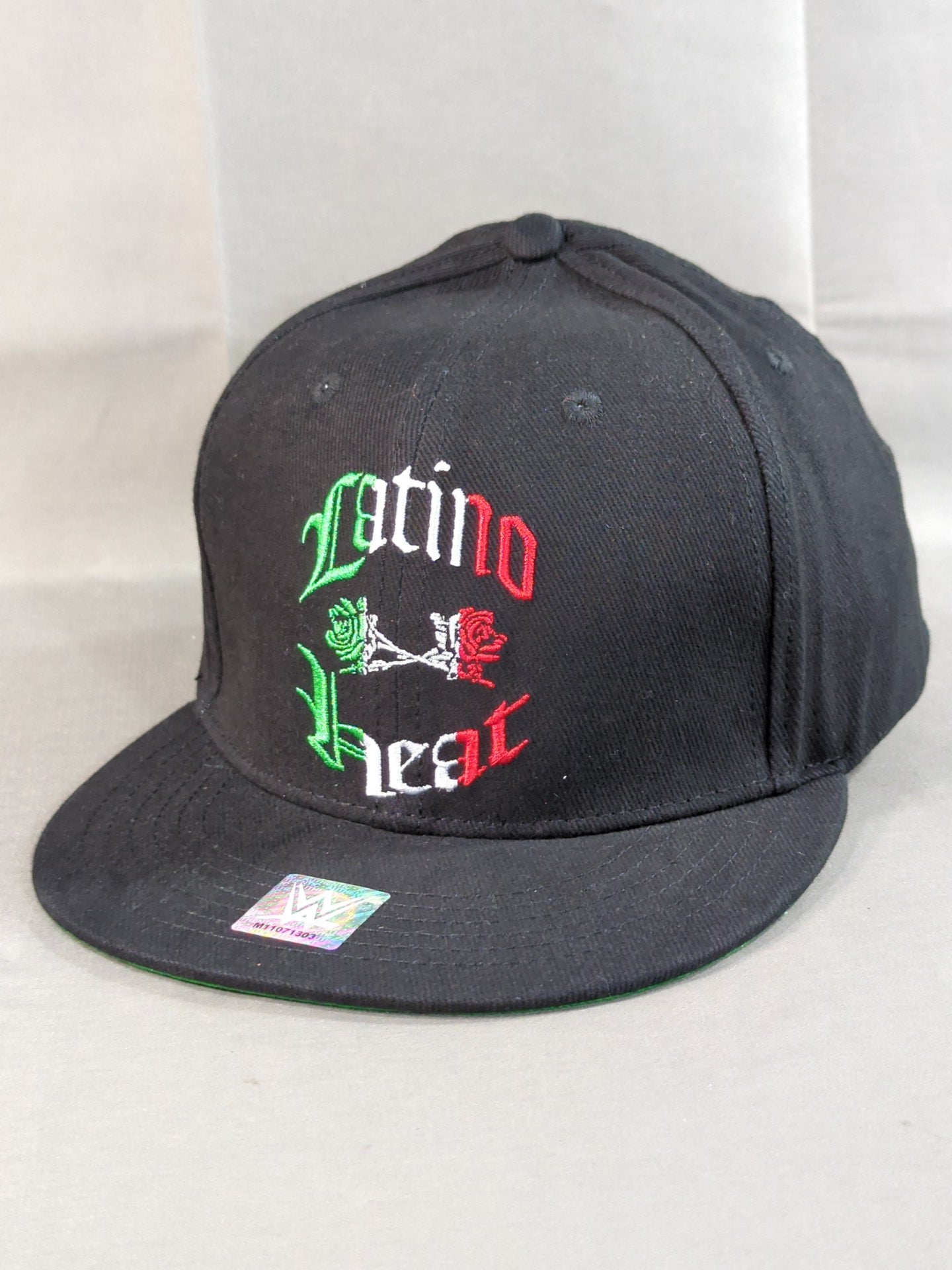 エディ・ゲレロ「Latino Heat Flag」スナップバックキャップ(ブラック)