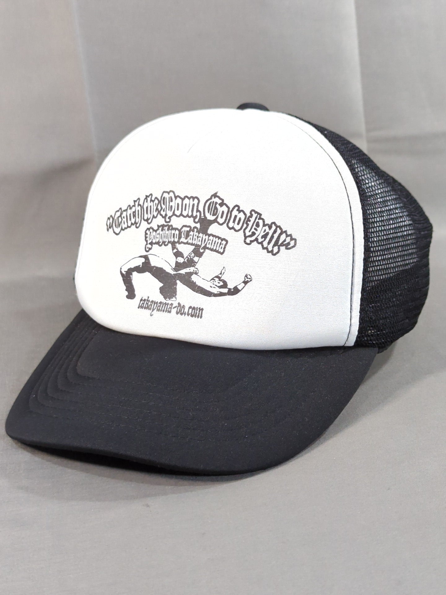 高山善廣「GERMAN SUPLEX」メッシュキャップ(ホワイト×ブラック)