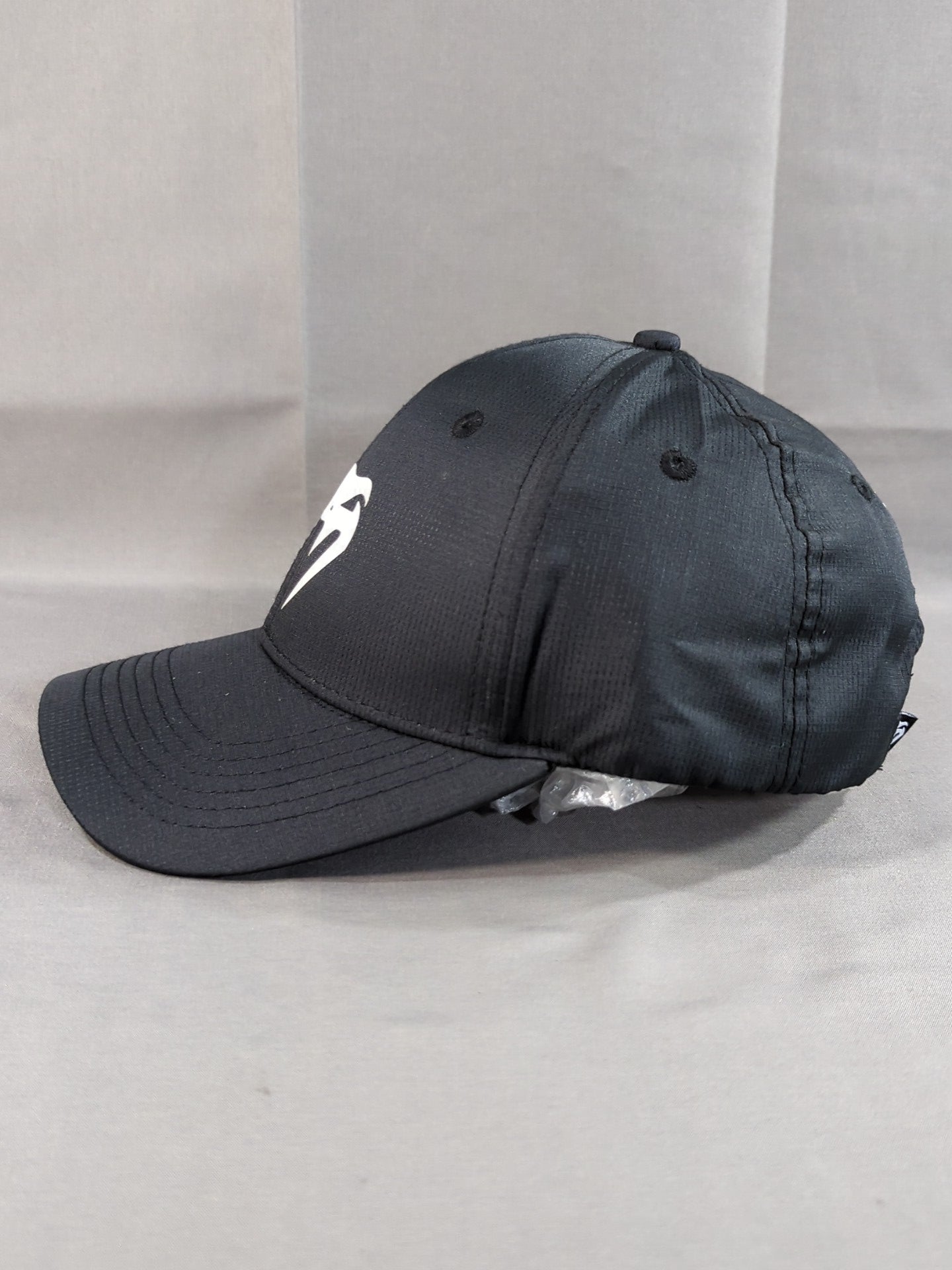 Venum Classic 2.0 キャップ(ブラック)