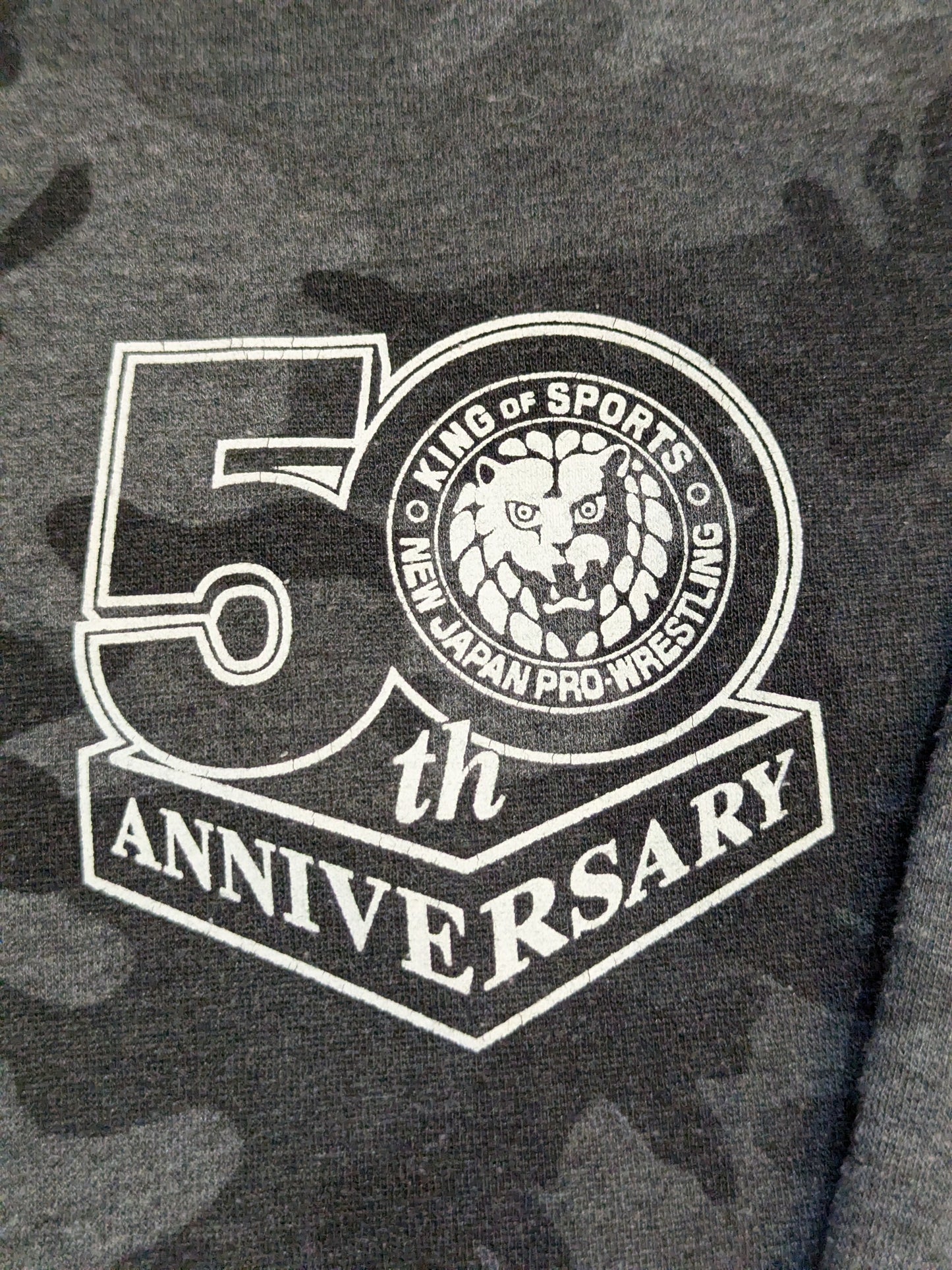 New Japan Pro Wrestling × Shimamura Pullover hoodie  (2) (50th Anniversary / Gray Camouflage)