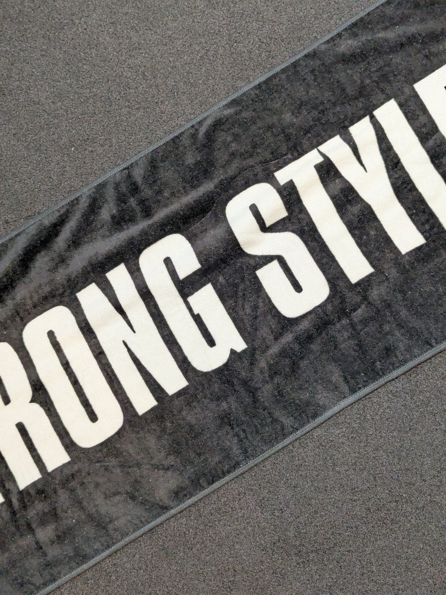 STRONG STYLE Sports Towel