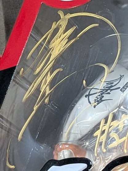 【Hand signed autograph】 Minoru Suzuki (White Costume Ver.) 16D Soft Vinyl Collection