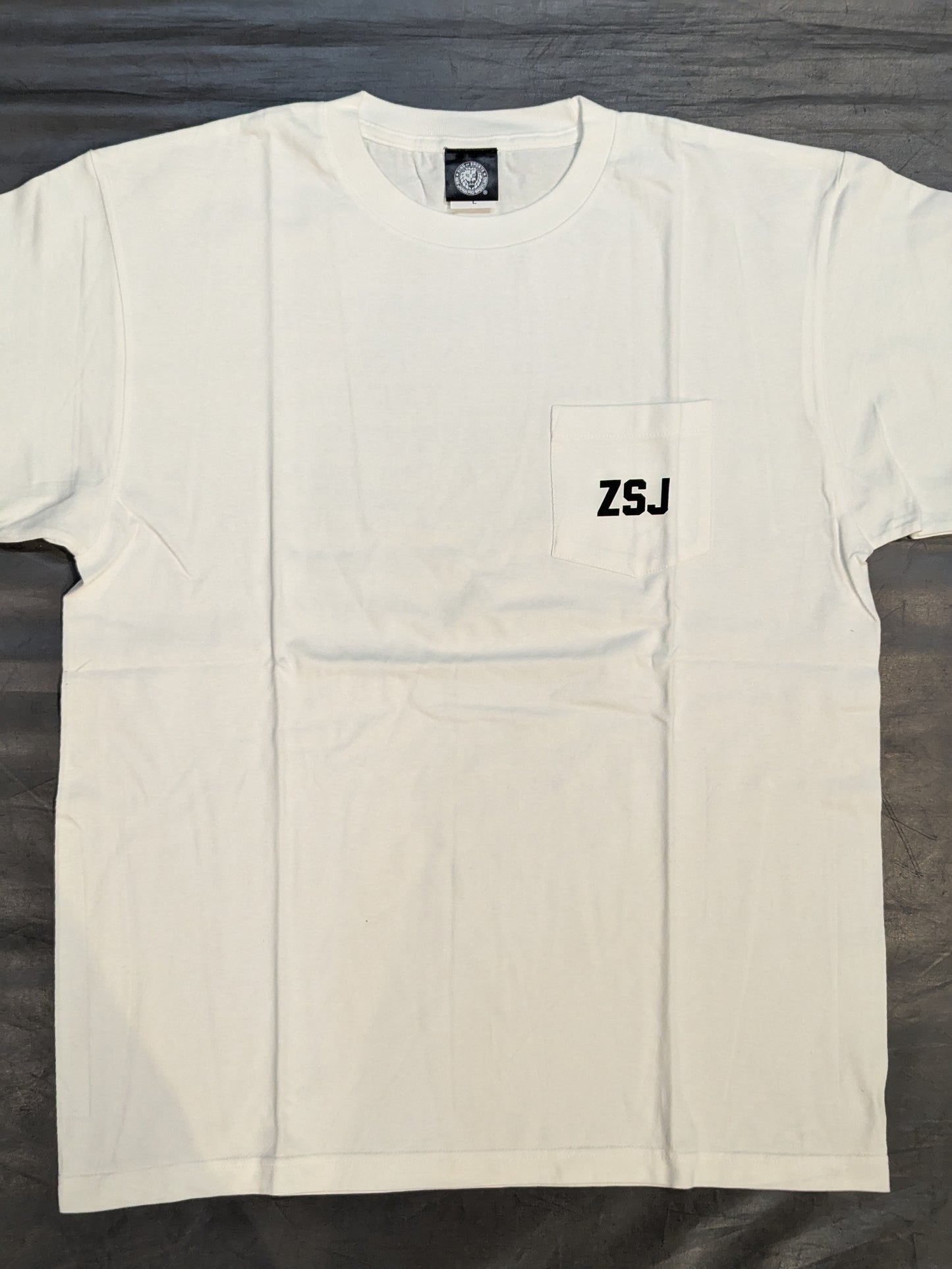 ザック・セイバーJr. ポケット Tシャツ