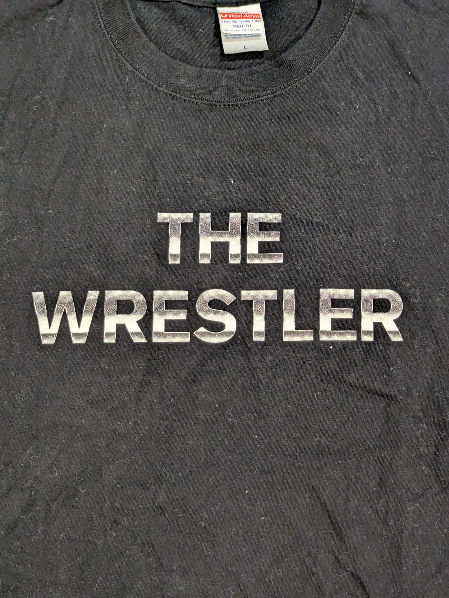 柴田勝頼「THE WRESTLER」Tシャツ②(ブラック×リフレクタープリント)