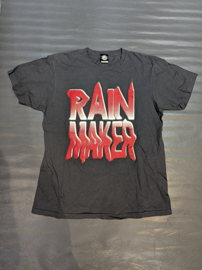オカダ・カズチカ「2023 RAINMAKER」Tシャツ(スレートグレー)