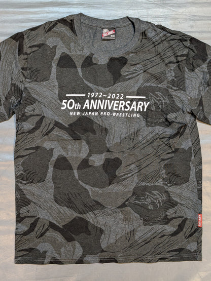 新日本プロレス×しまむら ライオンマーク「50th ANNIVERSARY」Tシャツ(グレー迷彩)