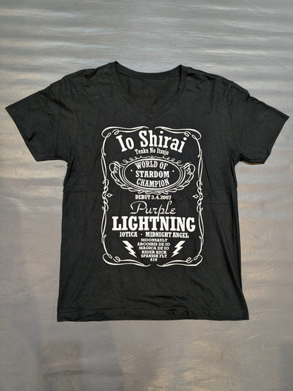紫雷イオ「WORLD STARDOM CHAMPION」VネックTシャツ