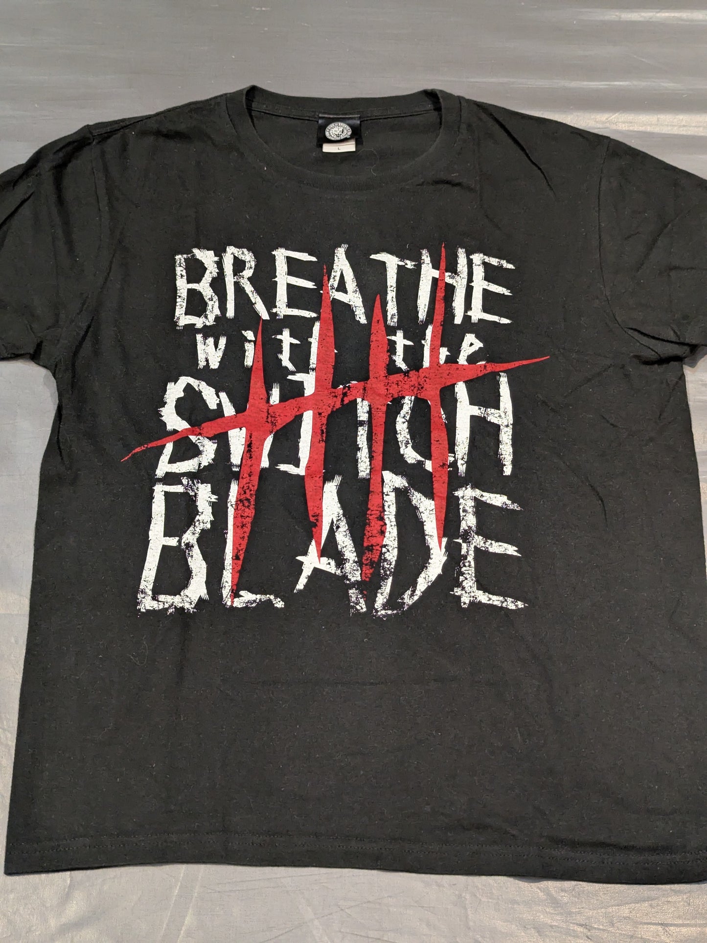 ジェイ・ホワイト「BREATHE」Tシャツ