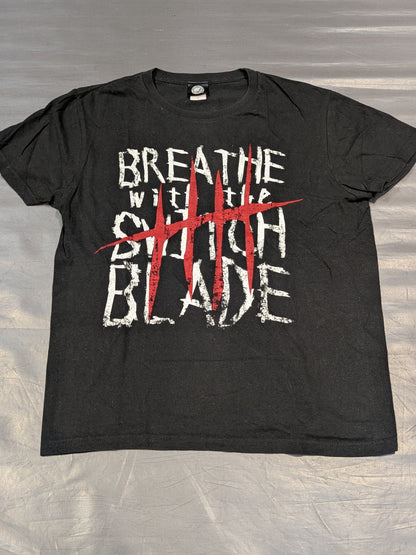ジェイ・ホワイト「BREATHE」Tシャツ