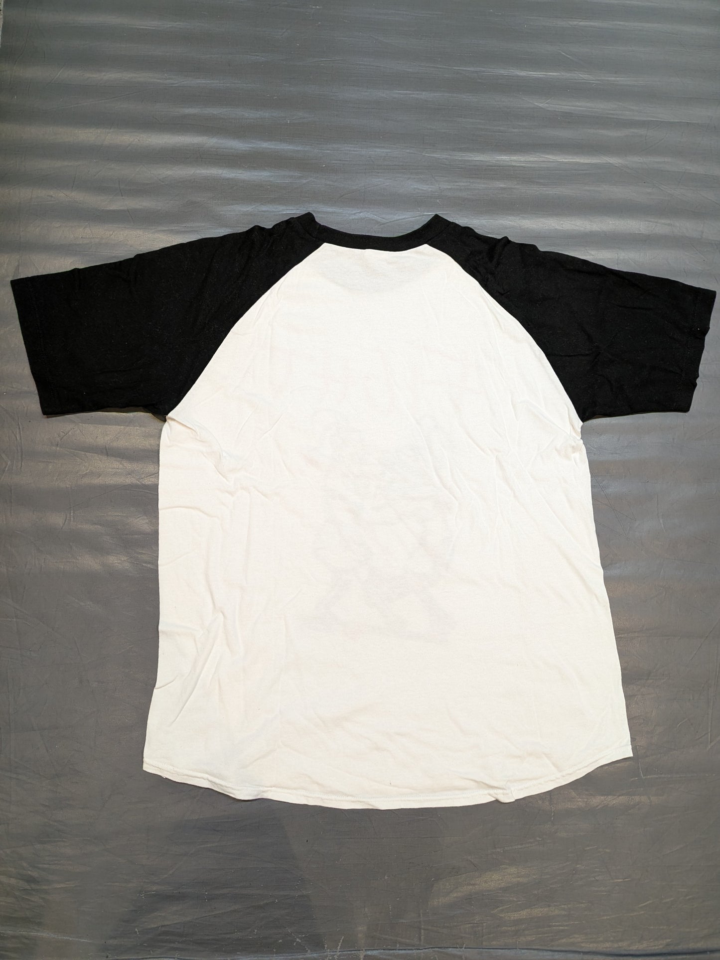 テクラ「FIGHT」Tシャツ