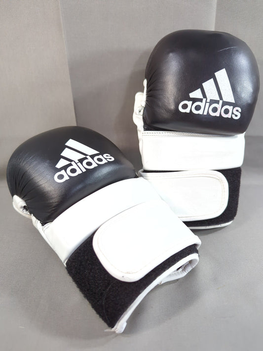 adidas パウンドグローブ