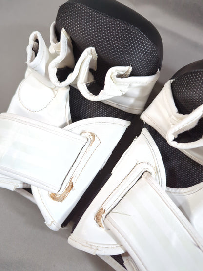 adidas パウンドグローブ